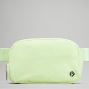 LuLulemon Everywhere Belt Bag - NWT